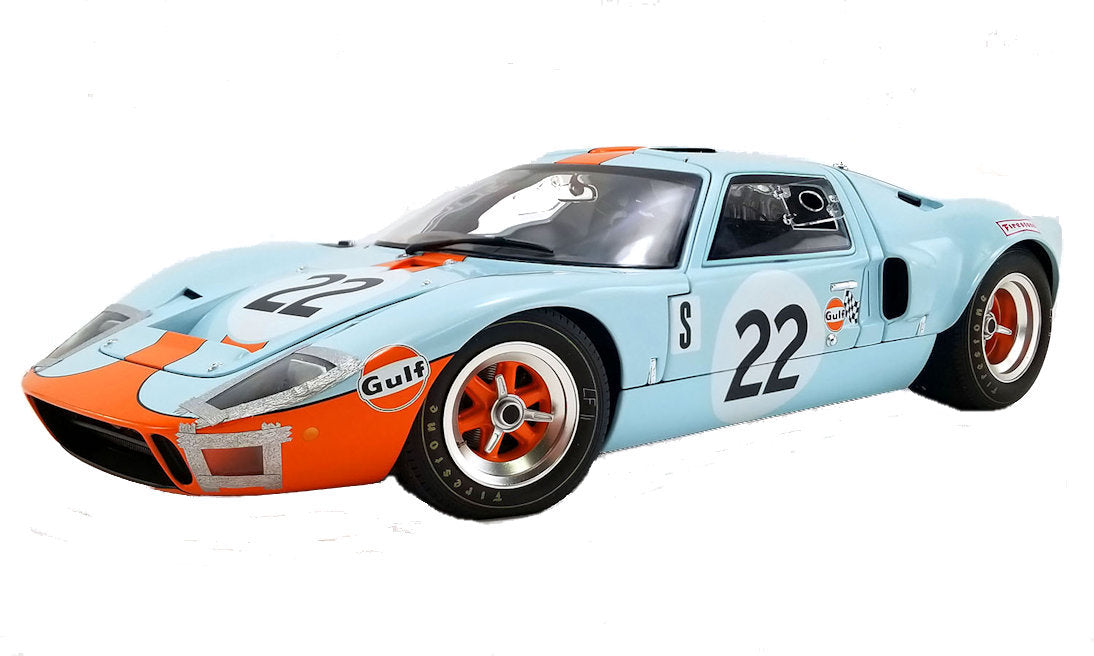 AM1201007 - 1:12 #22 1969 GT40 Gulf Oil