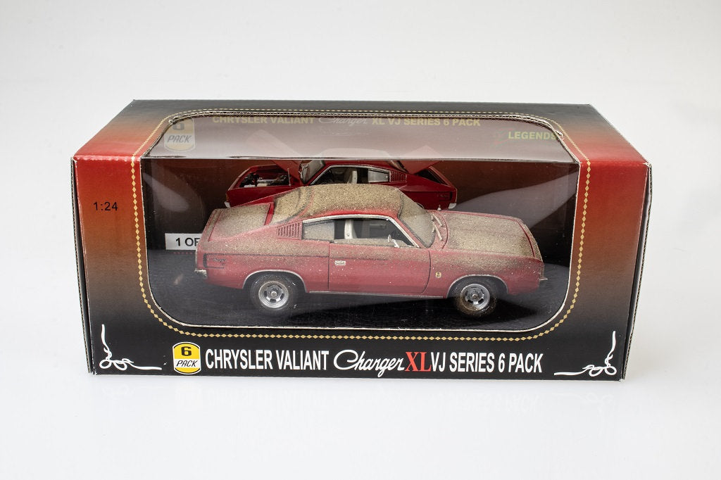 CT24821-VR-BF – 1:24 Vintage Red XL VJ Valiant Charger