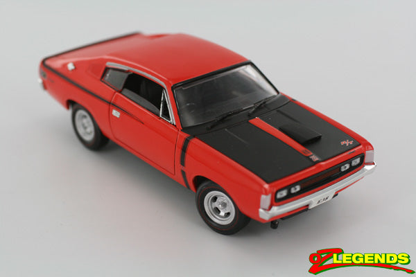 CT32816HO-FS - 1:32 '71 E38 Valiant Charger Hemi Orange