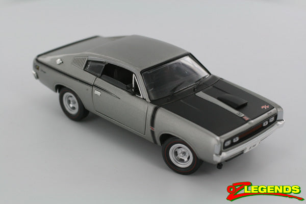 CT32816MS - 1:32 '71 E38 Valiant Charger Mercury Silver