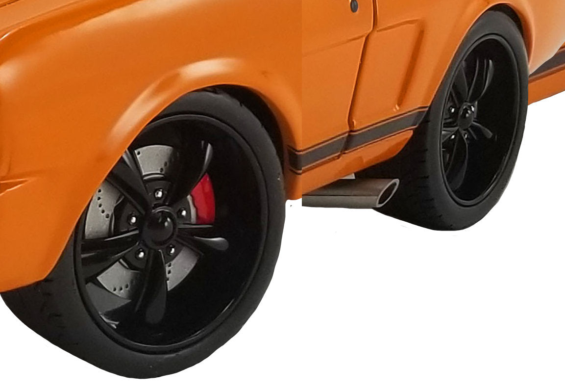 1:18 Street Fighter Wheel & Tyre Set