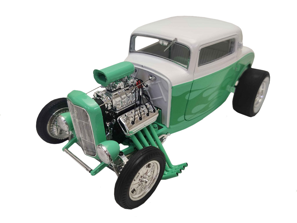 1:18 1932 Blown Ford Hot Rod 3 Window Coupe w/Flames