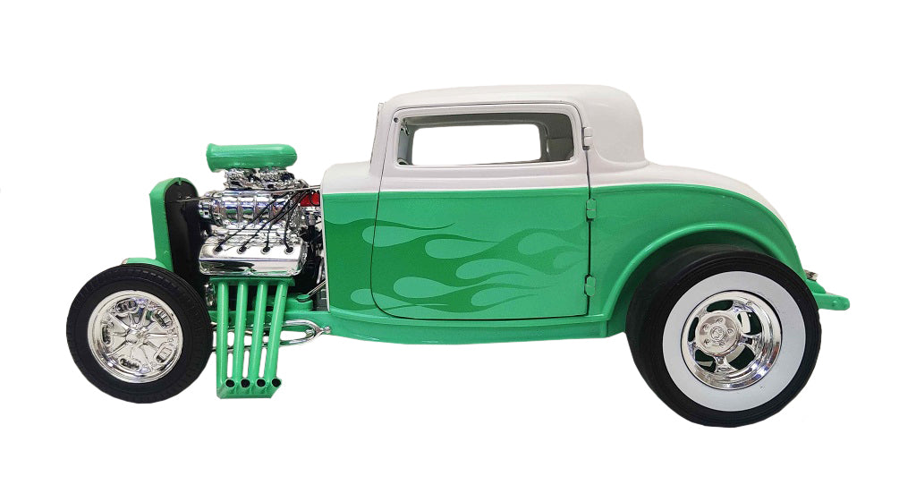 1:18 1932 Blown Ford Hot Rod 3 Window Coupe w/Flames