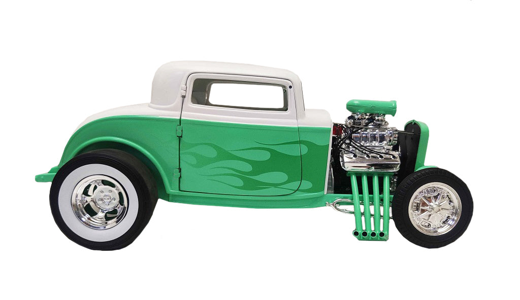 1:18 1932 Blown Ford Hot Rod 3 Window Coupe w/Flames