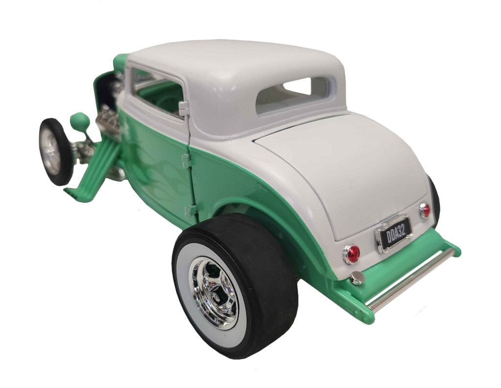 1:18 1932 Blown Ford Hot Rod 3 Window Coupe w/Flames