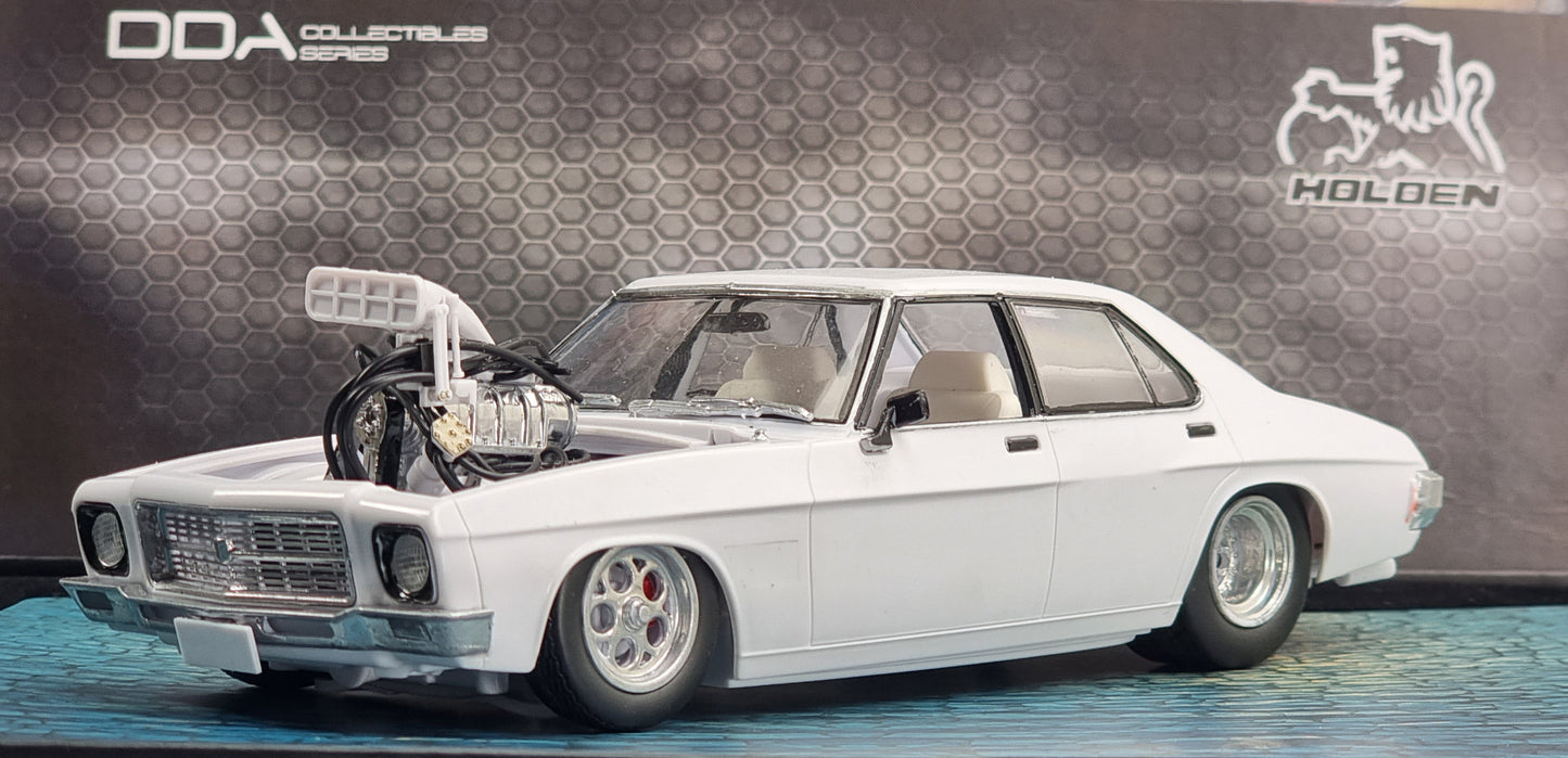 Craft Your Dream Ride: 1:24 HQ Slammed Blown 4D Kit