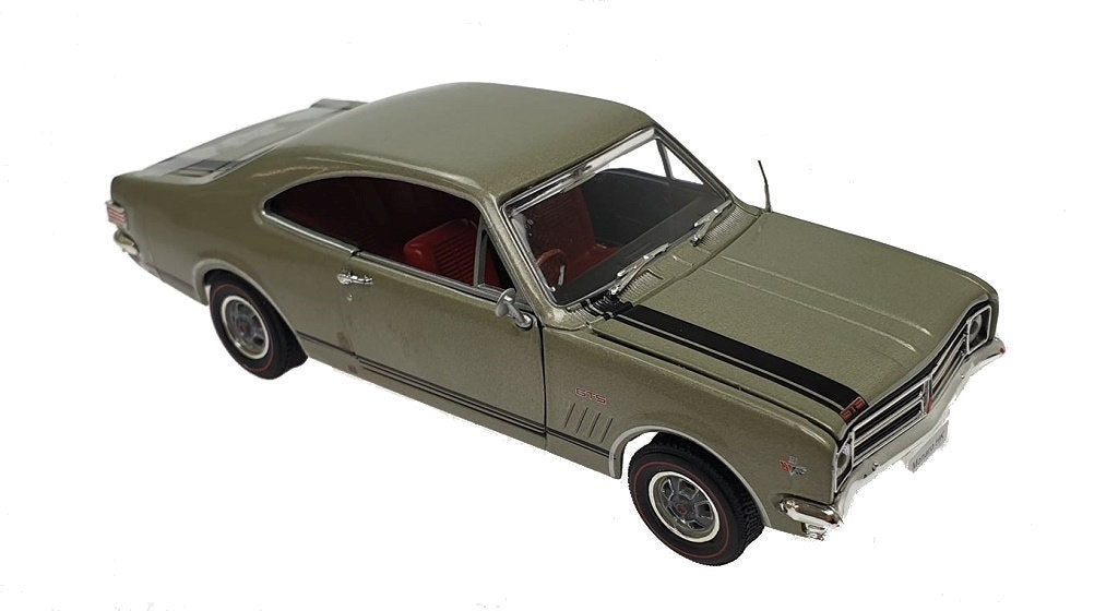 Classic Elegance: 1:32 Silver Mink HK GTS 327 Monaro