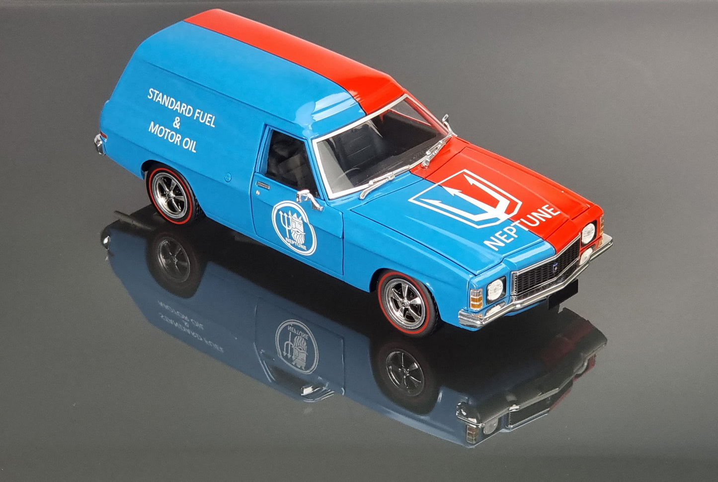 1:24 Neptune Fuel Holden HJ Panel Van 308