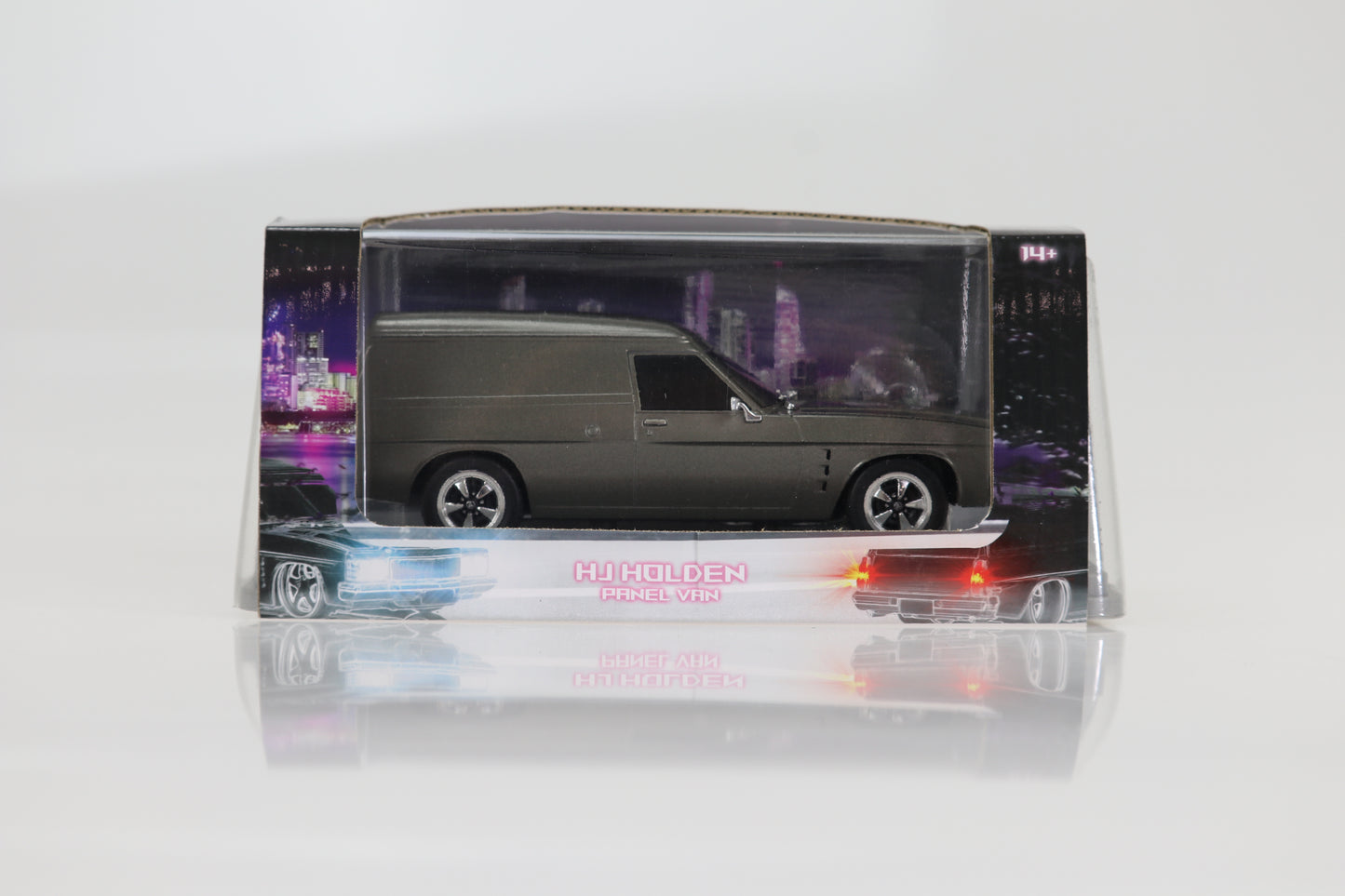 1:24 Licorice Holden HJ PanelVan Light Up - Plastic