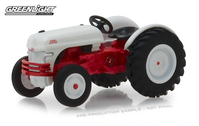 GL48010-A - 1:64 1947 Ford 8N Tractor