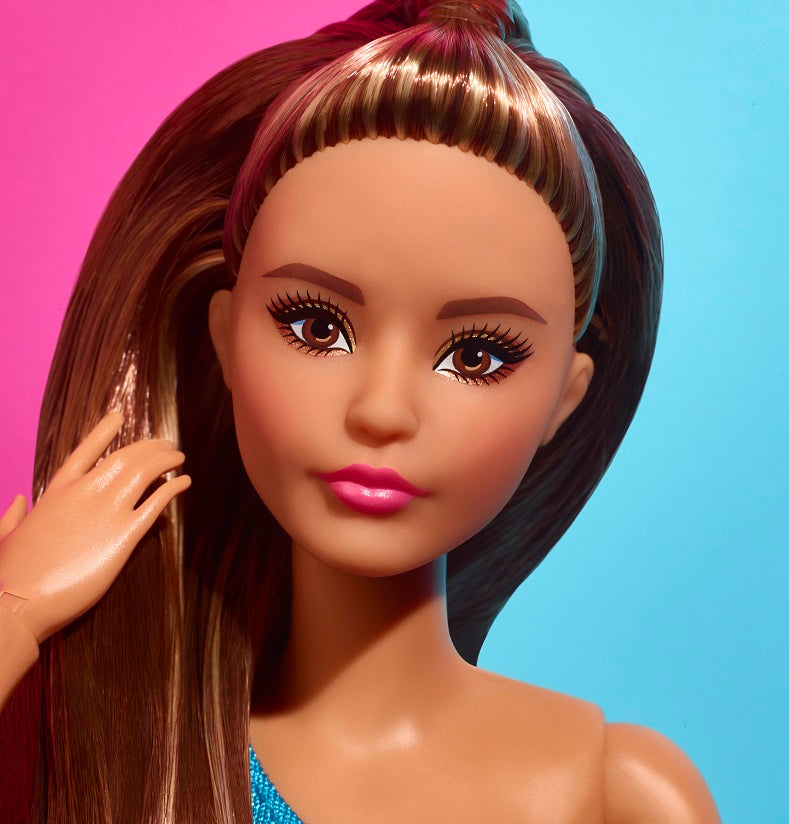 Barbie #15 Looks Doll Brunette