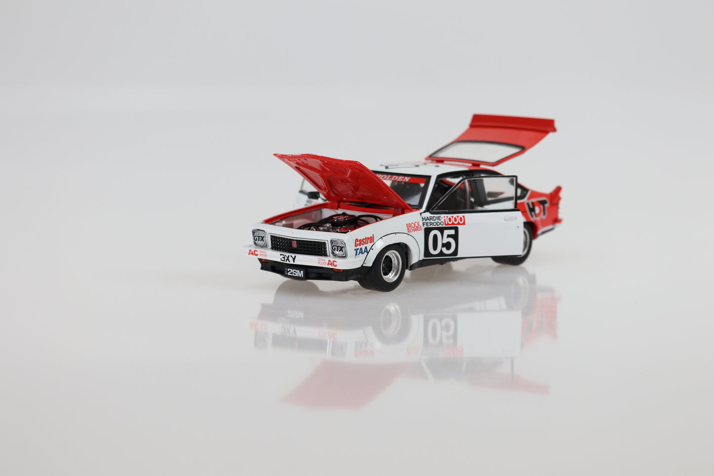 DDA801 1:24 A9X Torana 308 Bathurst Winner