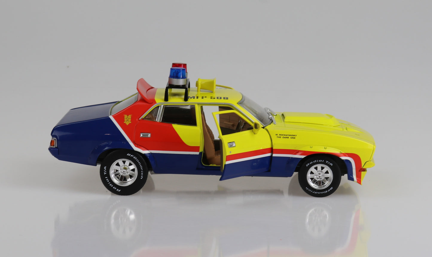 DDA902 1:24 MFP First of the V8 Interceptors