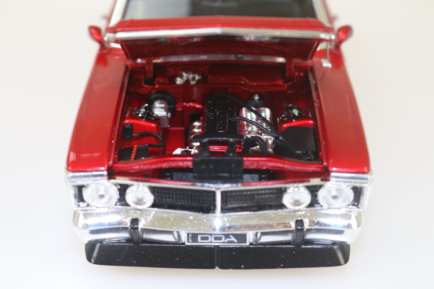 DDA2492 1:24 Scale Red XY Falcon