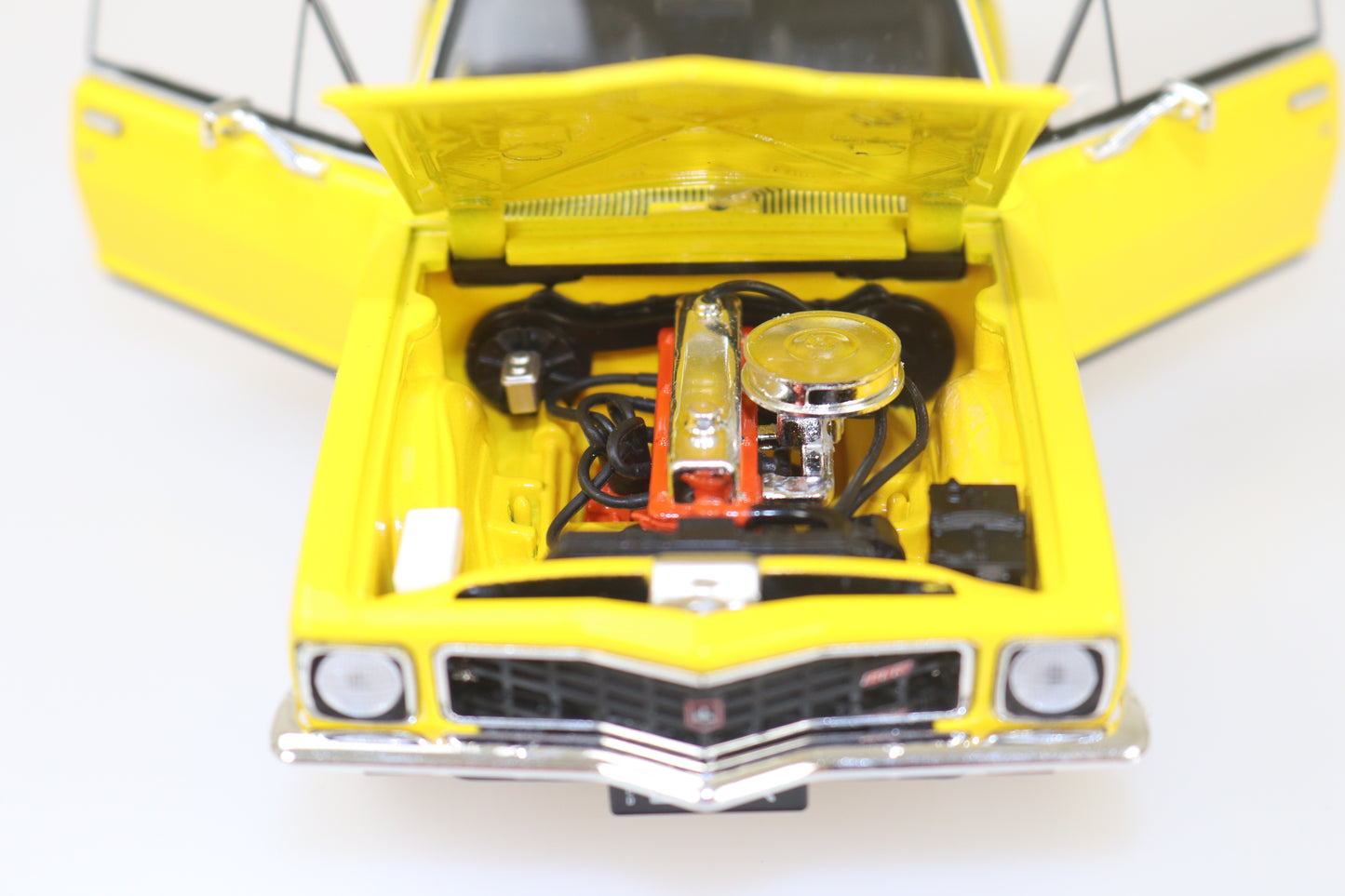 DDA625 1:24 Yellow LJ GTR