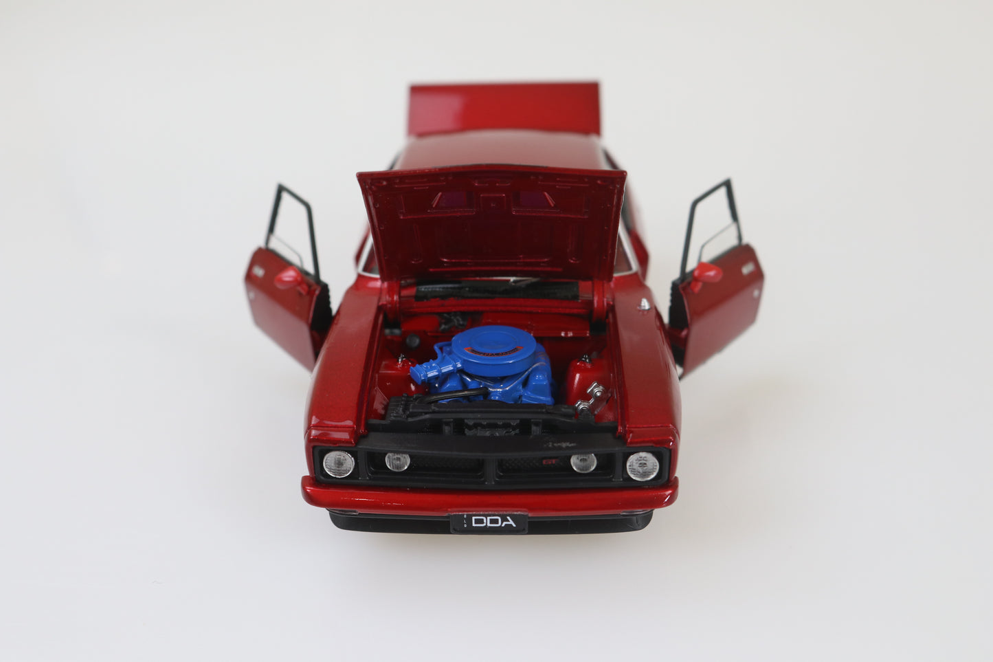 DDA32849-1 - 1:32 Red XB GT Ford