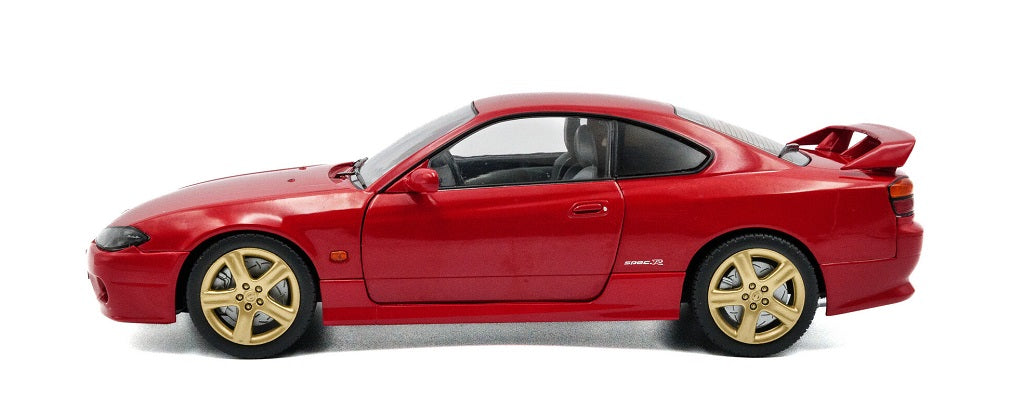 S1812202 - 1:18 Flame Red Nissan Silvia