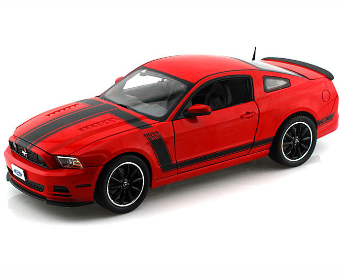 SH454 - 1:18 Red/Black 2013 BOSS 302