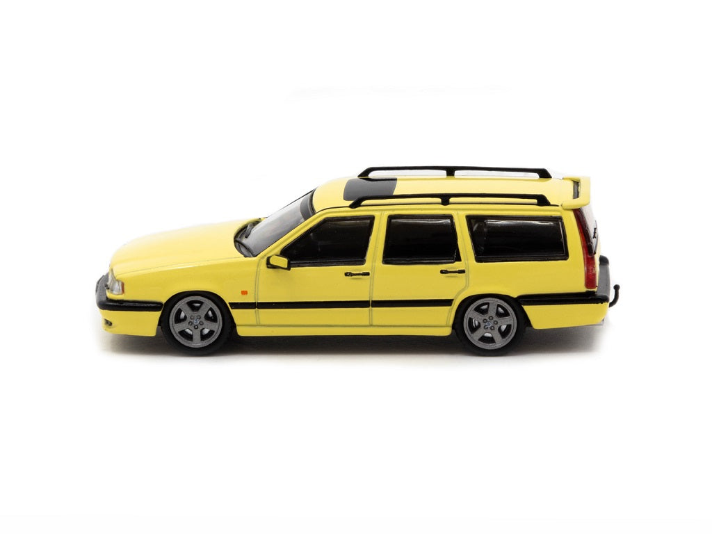 1:64 Yellow Volvo 850 T-5R Estate