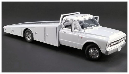 A1801700 - 1:18 1967 White Chev C-30 Ramp Truck