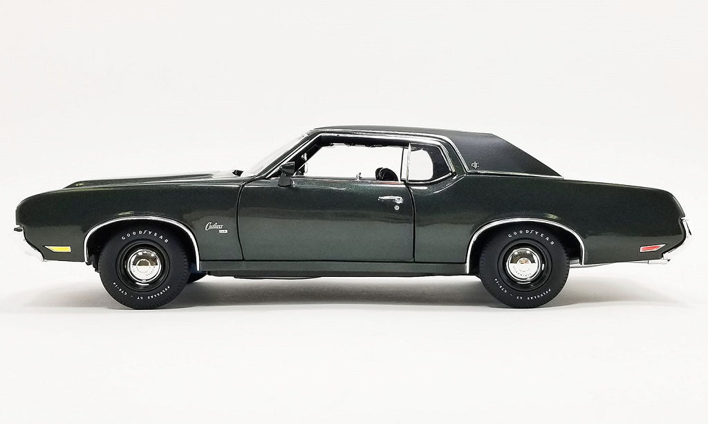 1:18 Green 1971 Oldsmobile Cutlass SX