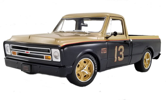 A1807212 - 1:18 Smokey Yunick C10 Truck