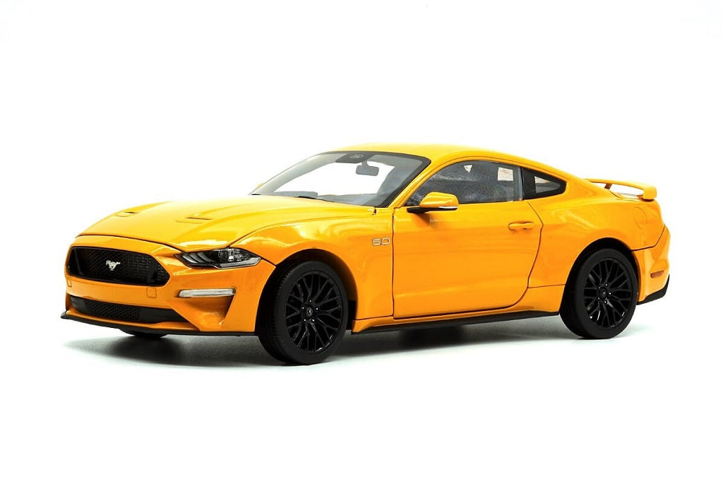 BMD61002 - 1:18 2015 Orange Ford Mustang GT 5.0
