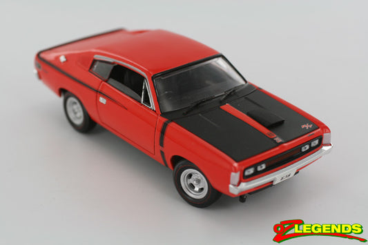 CT32816HO-FS - 1:32 '71 E38 Valiant Charger Hemi Orange