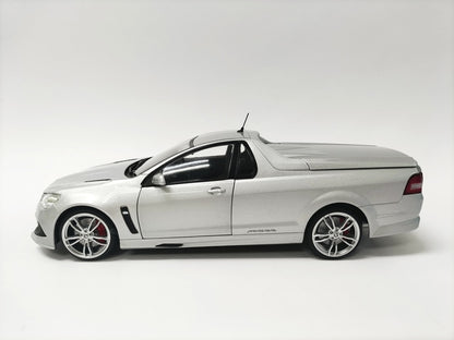PRE-ORDER - DDA030 - 1:24 Silver VF Maloo Holden Ute