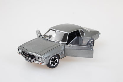 DDA208-R - 1:24 1972 Raw Steel Holden HQ Monaro