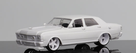DDA241K - 1:24 Plastic Kit Custom XW GTHO Ford