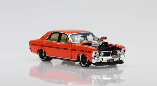 DDA24826 - 1:24 XY Slammed and Super Charged