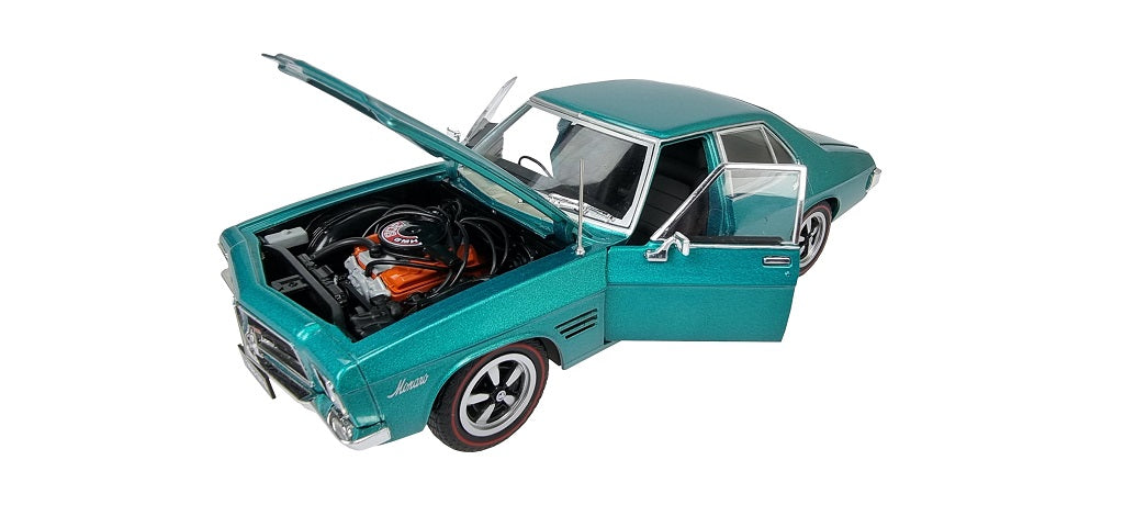 DDA301 - 1:24 Turq HQ GTS 4 Door Monaro