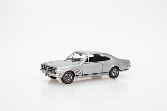 DDA32841-4 - 1:32 Silver HK GTS 327 Monaro