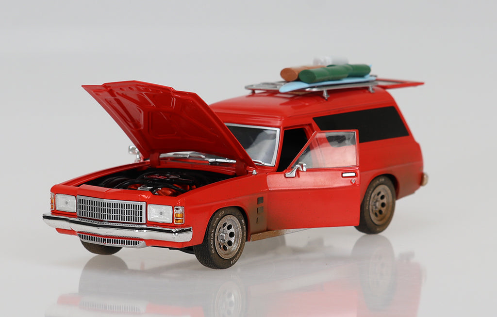 Relive Cinematic History: 1:24 Max's 1975 HJ Holden Sandman Panelvan Movie Replica
