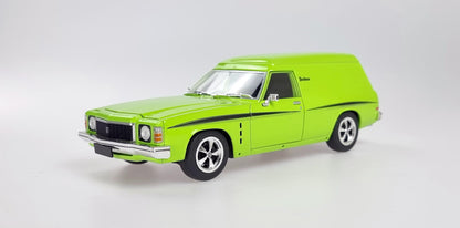DDA501 - 1:24 1975 HJ Sandman Panelvan