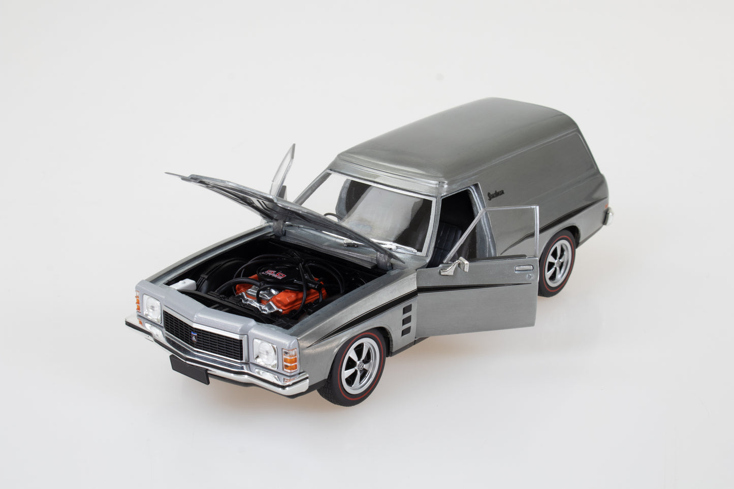 DDA509 - 1:24 Raw Steel 1975 HJ Holden Sandman Panelvan