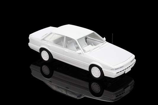 DDA707K - 1:24 VL Holden Calais Kit