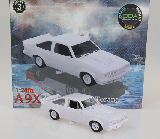 DDA811K 1:24 Plastic Kit A9X Torana Racing