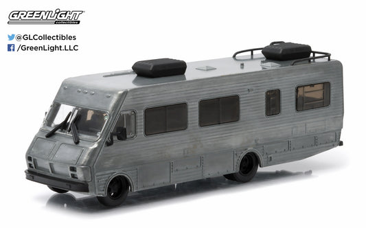 GL29821 - 1:64 1986 Fleetwood Bounder R/V First Cut!