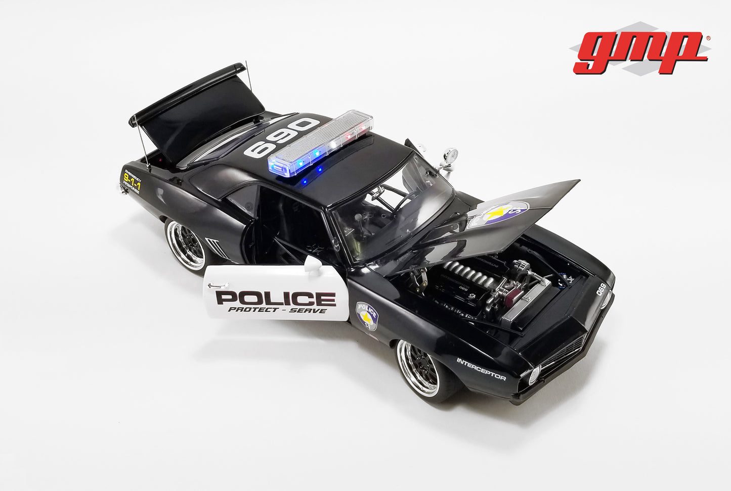 GMP18935 - 1:18 1969 Chev Camaro Police