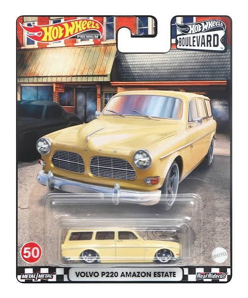 HCR13 - 1:64 Volvo P220 Amazon Estate