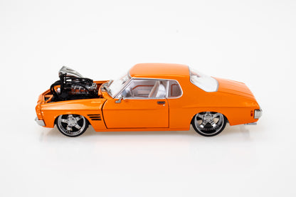 DDA328 - 1:24 HQ 2 Door Supercharged Orange