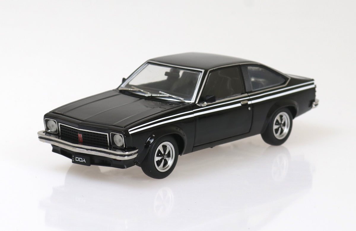 PRE-ORDER !!! DDA808 - 1:24 Black LX SS Torana V8 - Fully Detailed Opening Doors, Bonnet and Boot