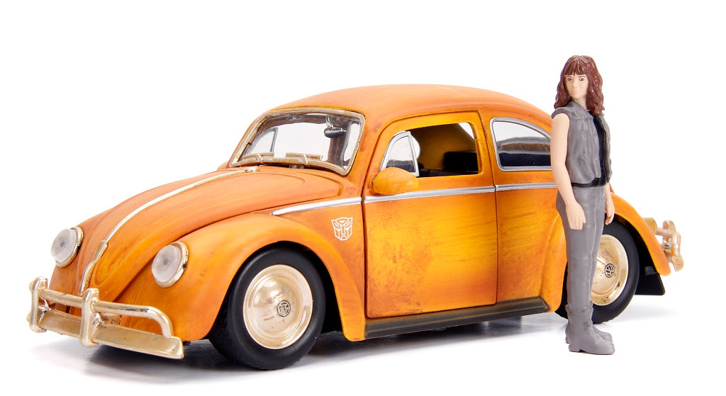 JA30114 - 1:24 Charlie w/VW Beetle Trans