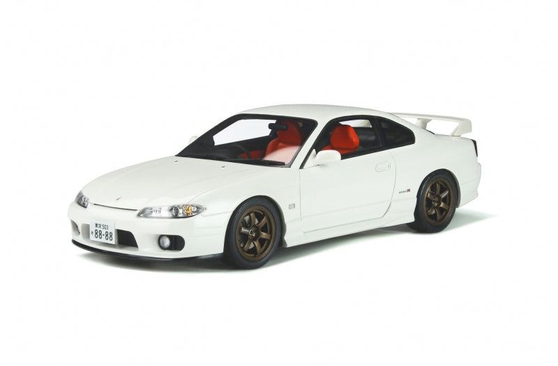 OT896 - 1:18 Nissan Silvia Spec-R Aero