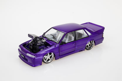 DDA705 - 1:24 Purple S/Charged VL Walkinshaw