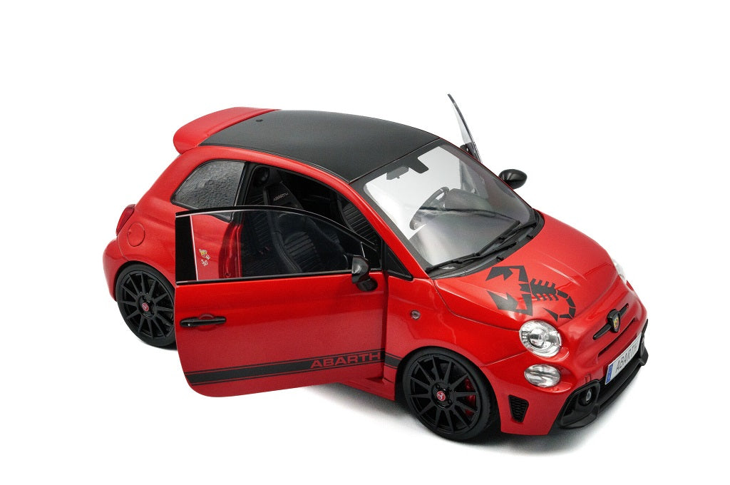 S1811305 - 1:18 2022 Fiat F595