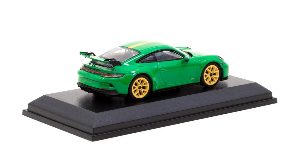 TW643-061007 - 1:64 Python Green Porsche 911