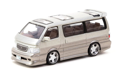 TW64R-078-BR - 1:64 Toyota Hiace
